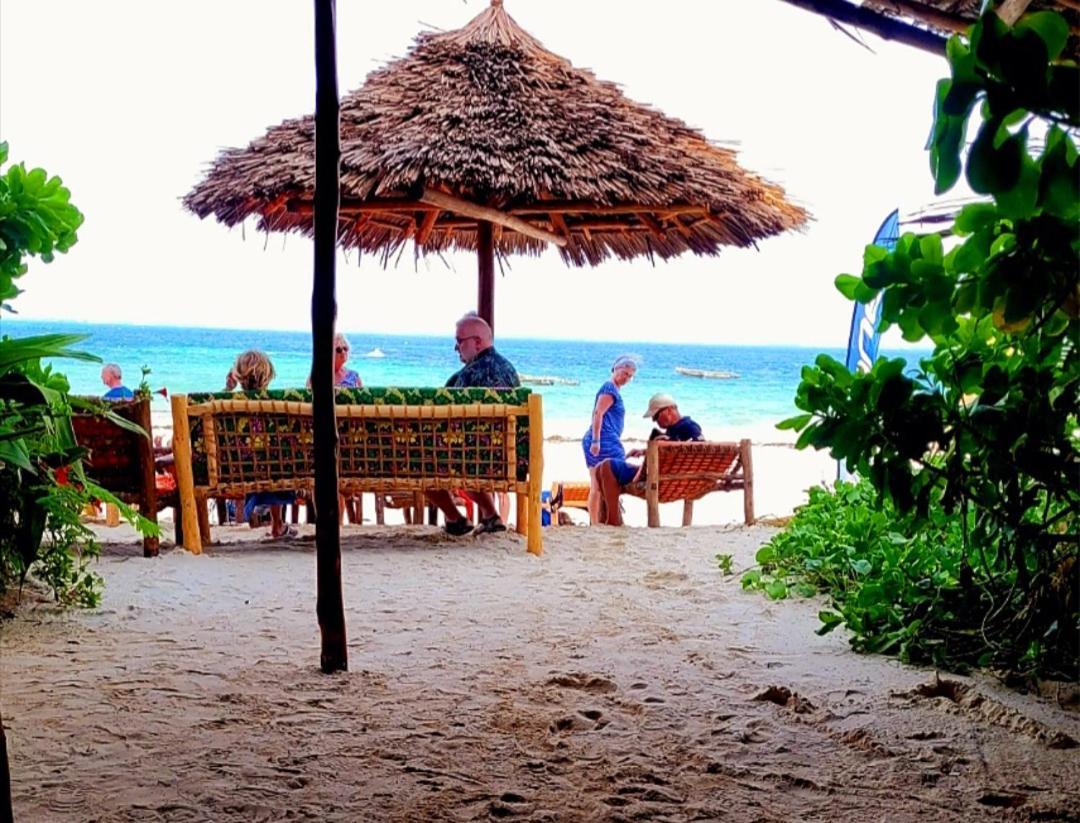 Sipano Beach Lodge Kiwengwa Кивенга Екстериор снимка