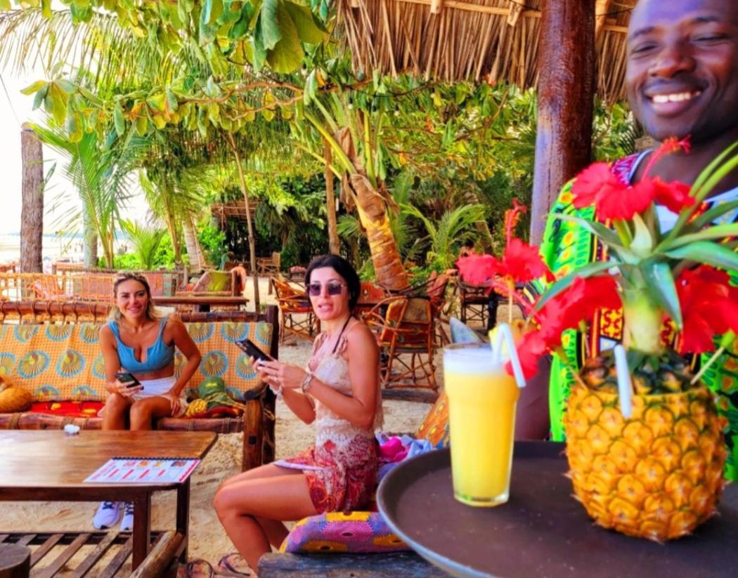Sipano Beach Lodge Kiwengwa Кивенга Екстериор снимка