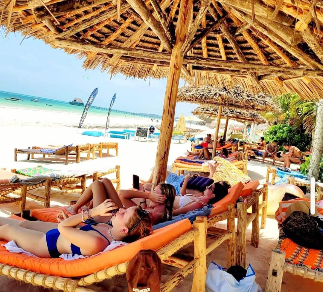 Sipano Beach Lodge Kiwengwa Кивенга Екстериор снимка